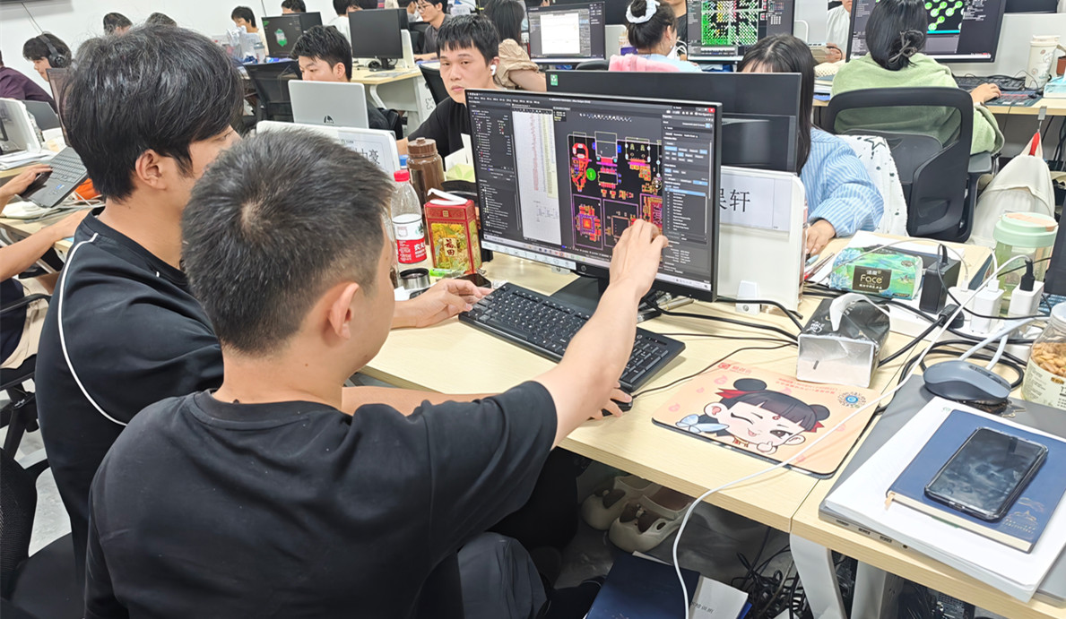范老师评审学员作品